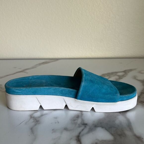 Stuart Weitzman Women Size 7 Blue Suede Platform Flip Flops Sandals Y2K Bratz - Picture 6 of 9